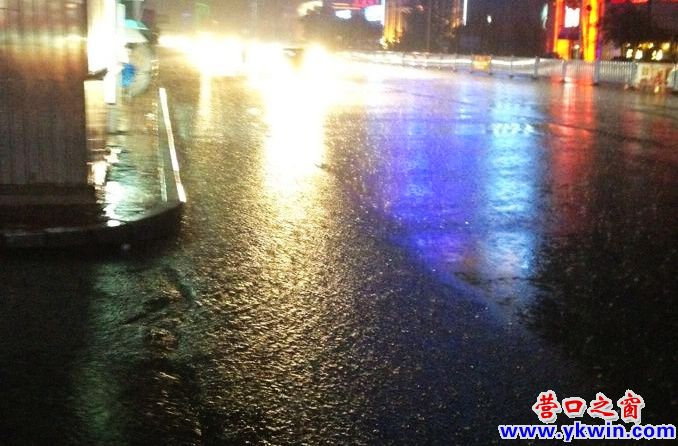 營口連日大雨市區(qū)變澤國