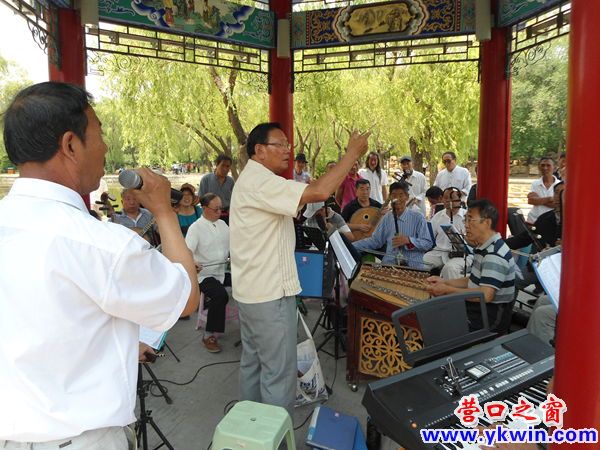民間樂(lè)隊(duì)