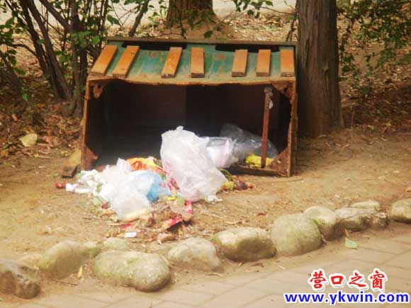 請營口市民自覺愛護(hù)公園設(shè)施