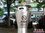 營(yíng)口市3路公交車站首現(xiàn)煙灰筒