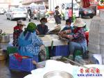 端午節(jié)，給營口的老太太們帶來了商機(jī)