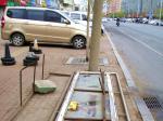 營口市區(qū)：路邊自行車架損壞倒地誰來管