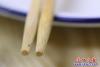 驚！筷子帶“暗器”2