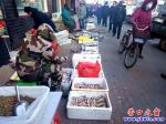 跨年新聞：鮮美的河刀魚重現(xiàn)營口市場