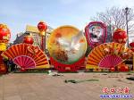 營(yíng)口市遼河廣場(chǎng)四角喜現(xiàn)立體年畫(huà)