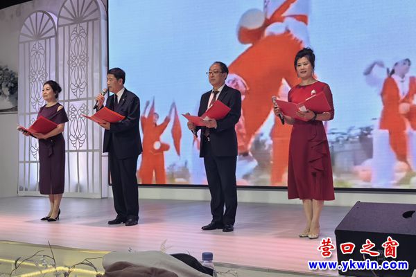 營(yíng)口：“感恩母親·愛(ài)滿(mǎn)人間”文藝演出